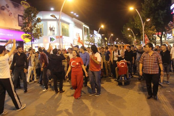 Şehir merkezinde tehlikeli gerginlik!