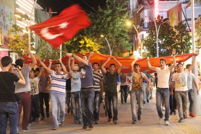 Şehir merkezinde tehlikeli gerginlik!