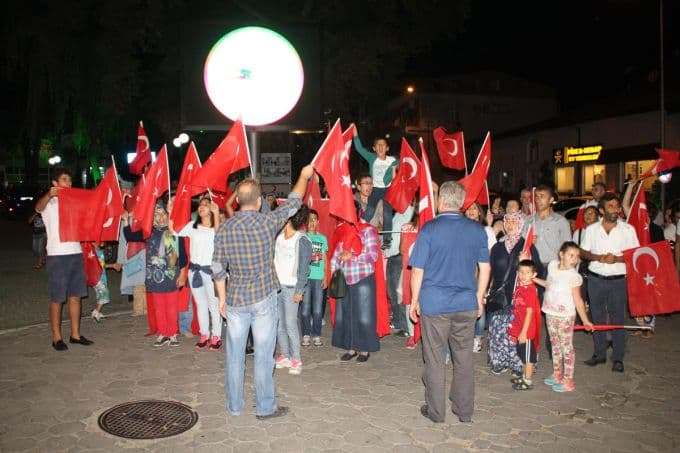 Sakarya'da teröre tepki yürüyüşü