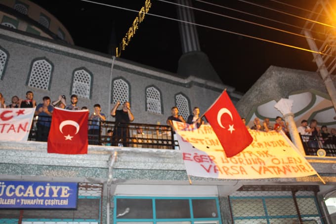 Karapürçek'te teröre lanet yürüyüşü gerçekleşti