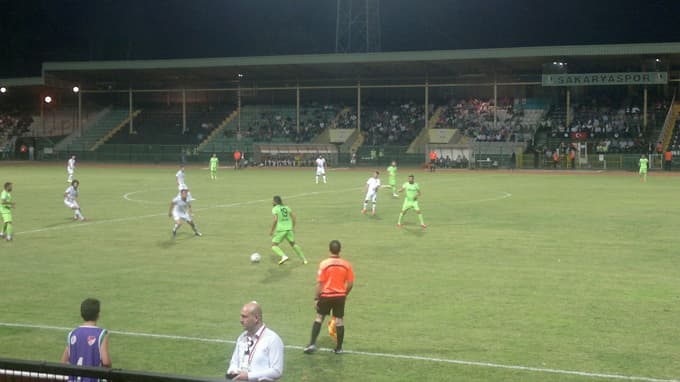 Sakaryaspor'dan taraftarına bayram hediyesi: 2-0