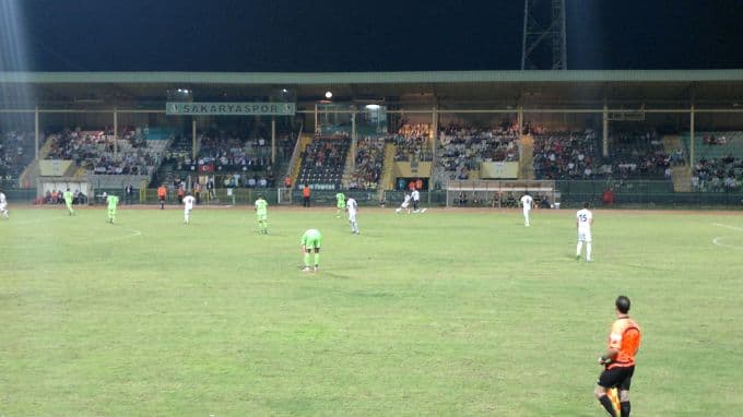 Sakaryaspor'dan taraftarına bayram hediyesi: 2-0