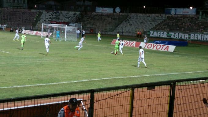 Sakaryaspor'dan taraftarına bayram hediyesi: 2-0