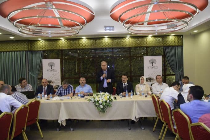 AK Parti, seçim çalışmalarına start verdi