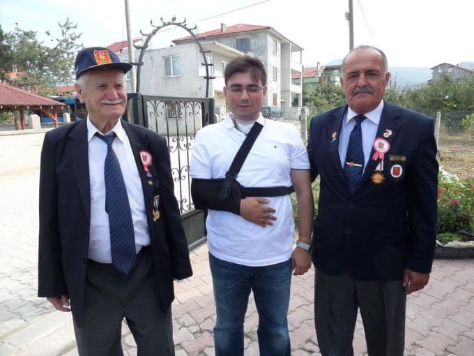 Kore ve Kıbrıs gazilerinden Özdemir'e ziyaret