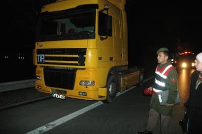 Binlerce Euro, Alev Alev Yandı