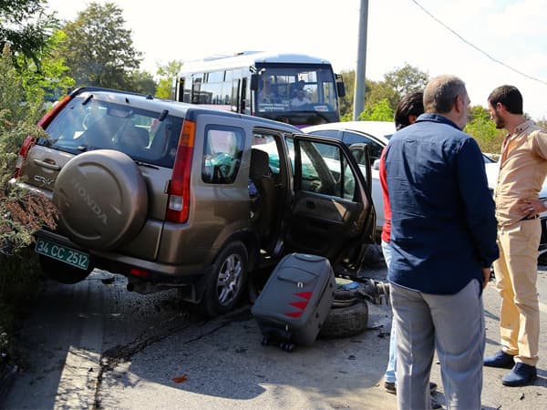 Sapanca'da Zincirleme Trafik Kazası: 11 Yaralı