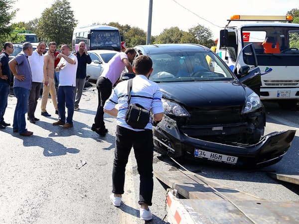 Sapanca'da Zincirleme Trafik Kazası: 11 Yaralı