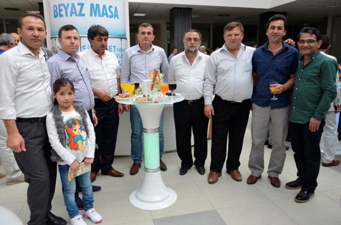 Erenler'deki bayramlaşma törenine yoğun ilgi