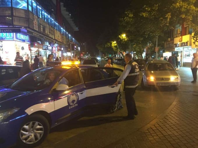 Bayramda dilencilere göz açtırmadılar
