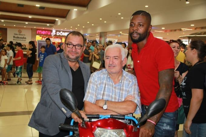 Pascal Nouma ve Kadir Çöpdemir, Sakaryalılarla buluştu