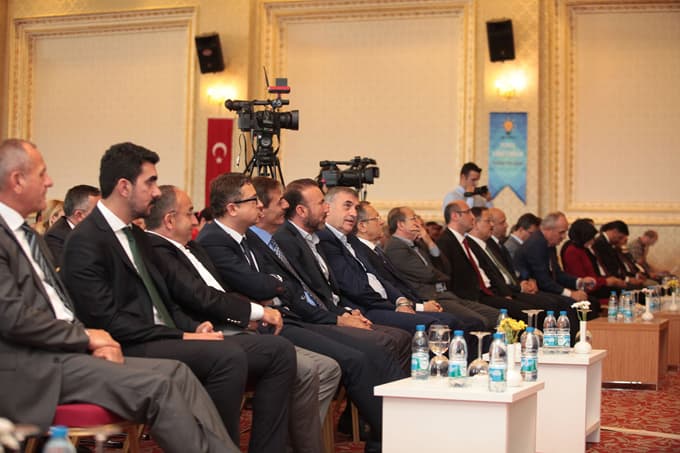 Toçoğlu Ak Parti Yerel Yönetim istişare toplantısına katıldı