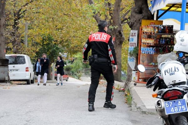 Narkotim okul önlerinde göz açtırmıyor