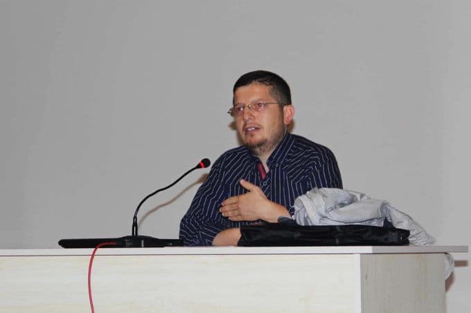 İlahiyat'ta geleneksel konferansların ilki gerçekleştirildi