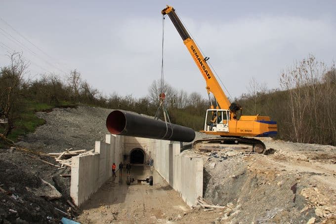 16 km'lik çelik isale hattı, yarın açılıyor