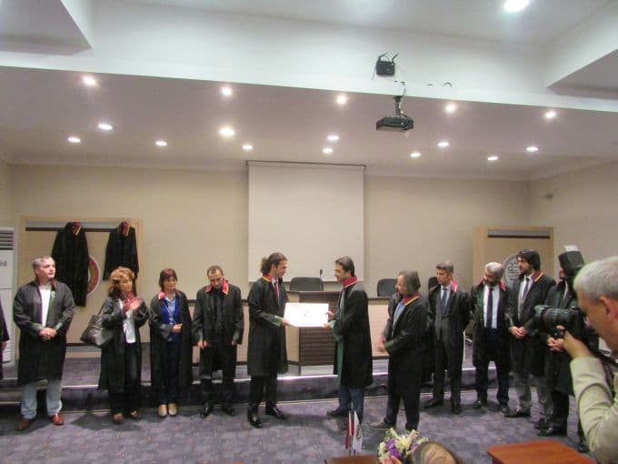 Yemin ederek avukatlığa başladılar