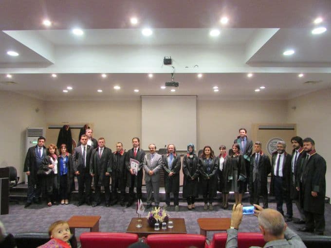 Yemin ederek avukatlığa başladılar