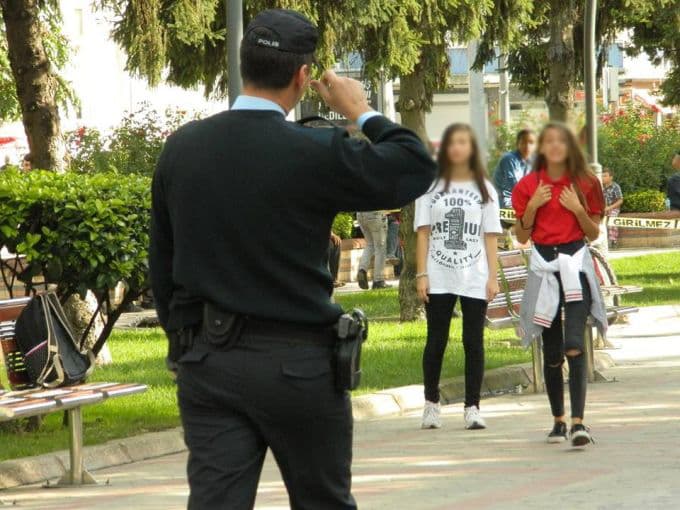 Bulvar'da şüpheli çanta paniği