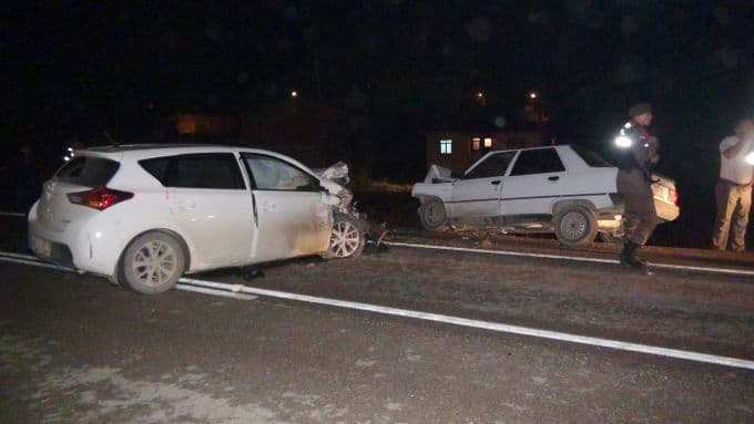 Taraklı'da feci kaza: 2 ölü, 4 yaralı!