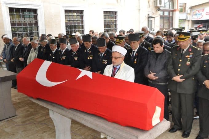 Kıbrıs Gazisi, son yolculuğuna uğurlandı