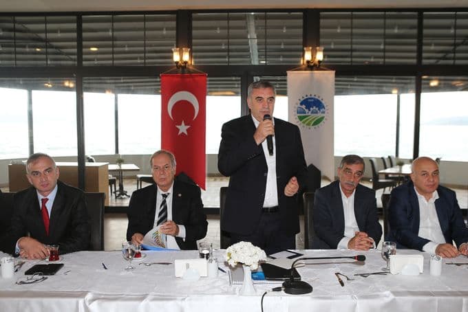 Başkan Toçoğlu'ndan Sapanca'ya asfalt sözü