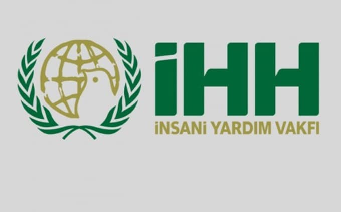 Diyarbakır'da asılan afişe tepki yağıyor