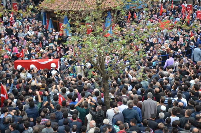 Şehide son veda!