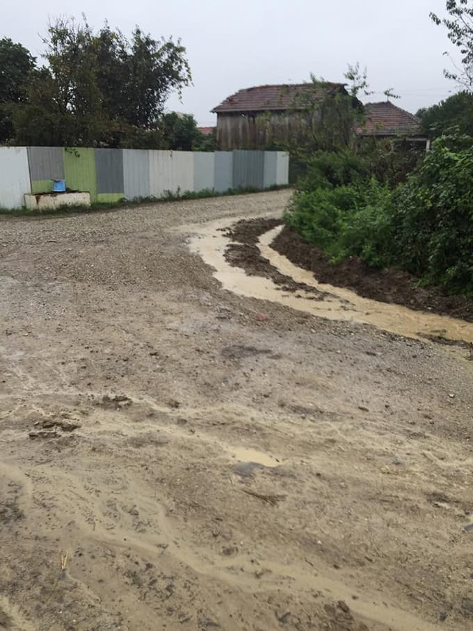 Kaynarca'da mahallelinin yol tepkisi