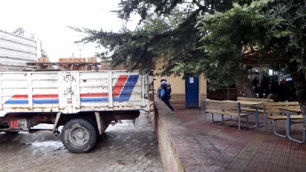 İki belediye arasında "Oturma bankı" kavgası