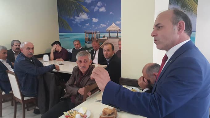 Rozetlerin altından yine şantaj çıktı