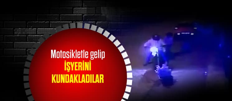 Motosikletli kundakçılar güvenlik kamerasında