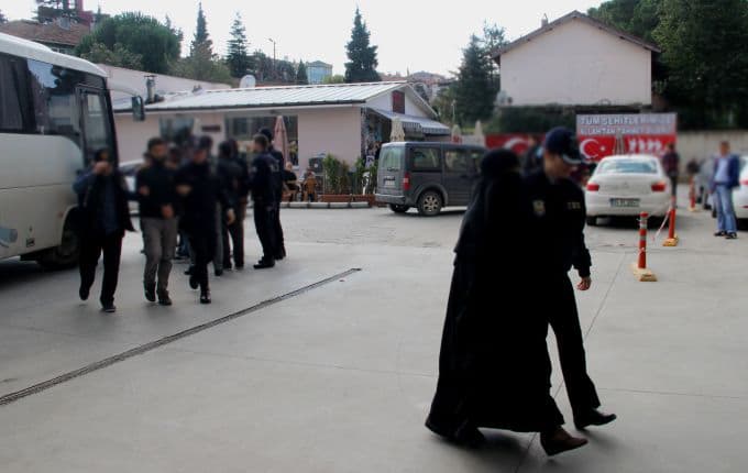 Sakarya'da IŞİD operasyonu: 13 gözaltı