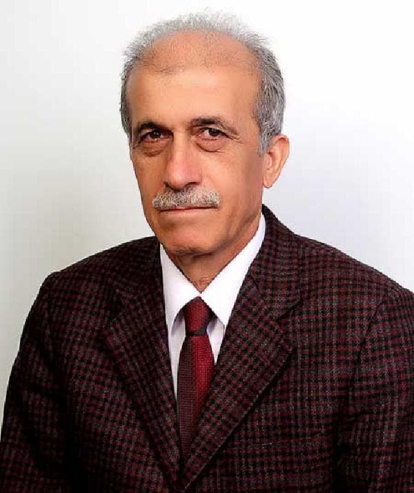 Remzi Öğretmen, kalp krizi geçirerek hayatını kaybetti