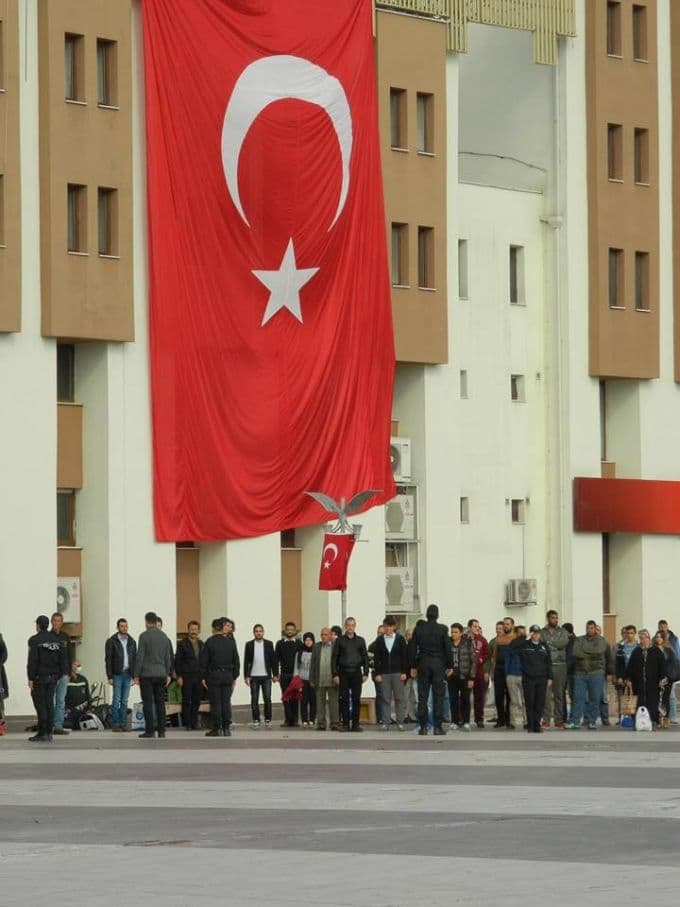 Cumhuriyet Bayramı kutlamaları çelenk sunumu ile başladı