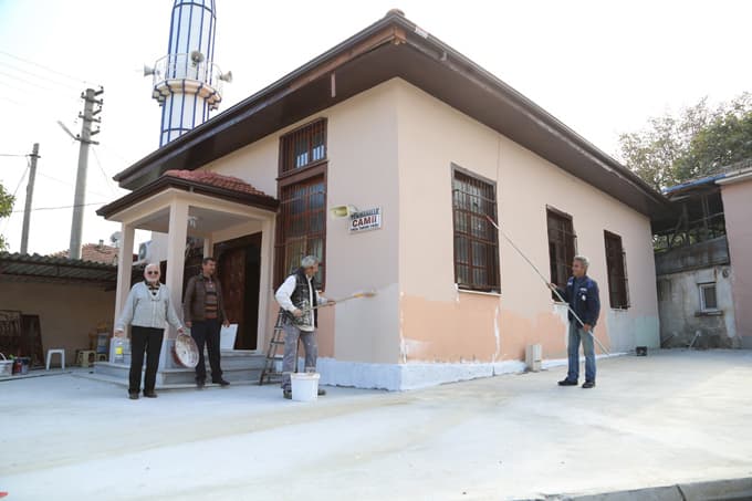 Sapanca Belediyesi'nden yeni mahalle camisine bakım