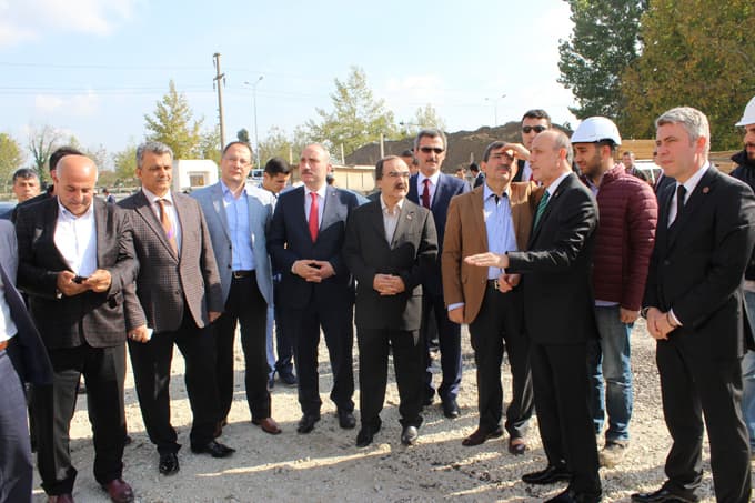 Bakan Güllüce kentsel dönüşüm çalışmasını inceledi