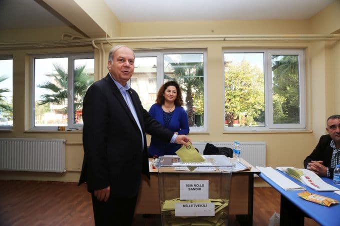 Sakarya protokolü oyunu kullandı