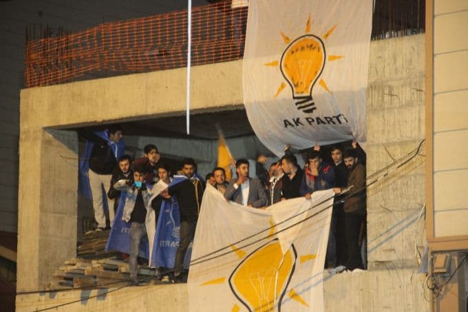 AK Parti'de zafer coşkusu
