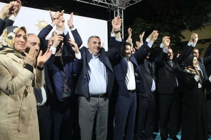 AK Parti'de zafer coşkusu