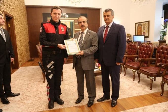 Başarılı polis timleri ödüllendirildi