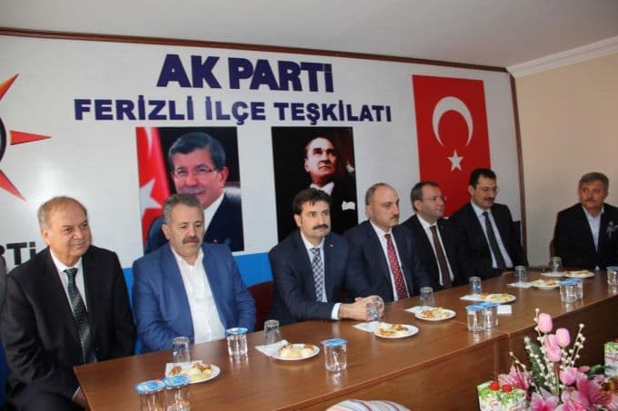 AK Partili vekillerden teşekkür ziyareti