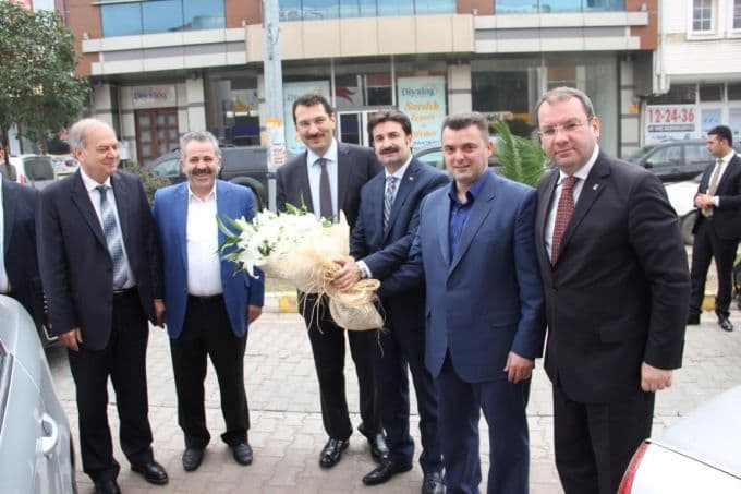 AK Partili vekillerden teşekkür ziyareti