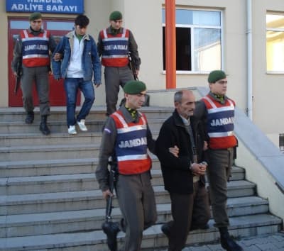 5 Uyuşturucu Taciri Çıkarıldıkları Mahkemece Tutuklandı