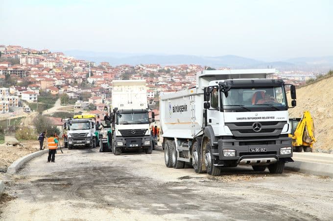 Kampüs Yolu'nda asfalt çalışmaları başladı