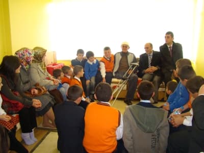 Minik Yüreklerden Büyük Ziyaret