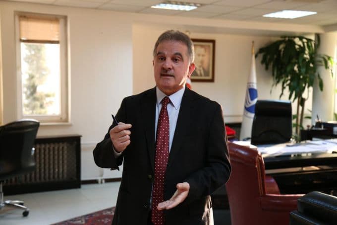 Rektör Elmas, "İleriye gitmek için değişim şart"