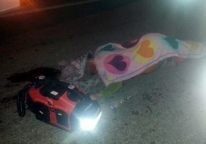 Yolun karşısına geçerken otomobilin çarptığı kadın öldü