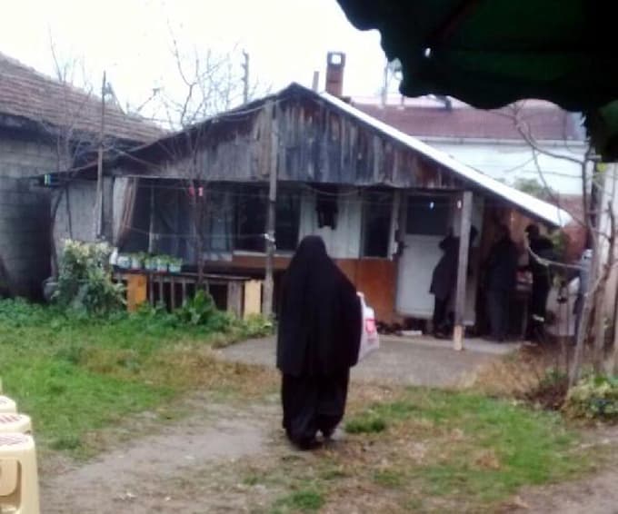 Düğün yapamadığı için sözlüsü terk edince canına kıydı
