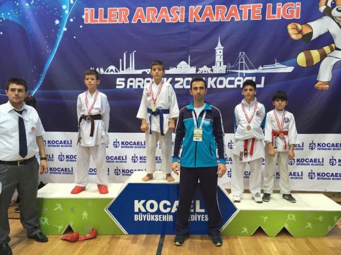 Sakaryalı karatecilerden büyük başarı