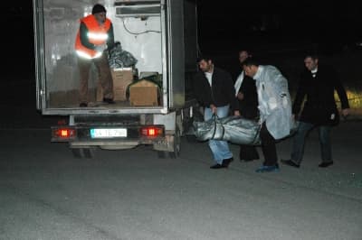 Minibüste Namus Cinayeti: 2 Ölü